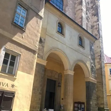 Old Town Sq 3 Min.walk 2g Prague
