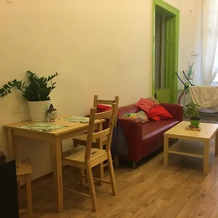 Old Town Sq 3 Min.walk 2g Homestay *